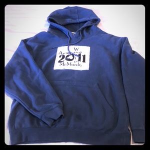 Pullover Navy Hoodie